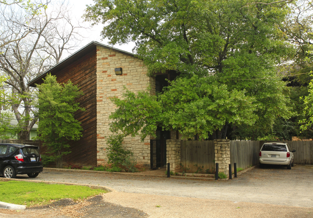 4701 Red River St in Austin, TX - Building Photo