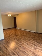 1353 Crab Apple Ct in Naperville, IL - Building Photo - Building Photo