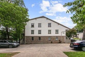 Spring Street Flats in Birmingham, AL - Foto de edificio - Building Photo