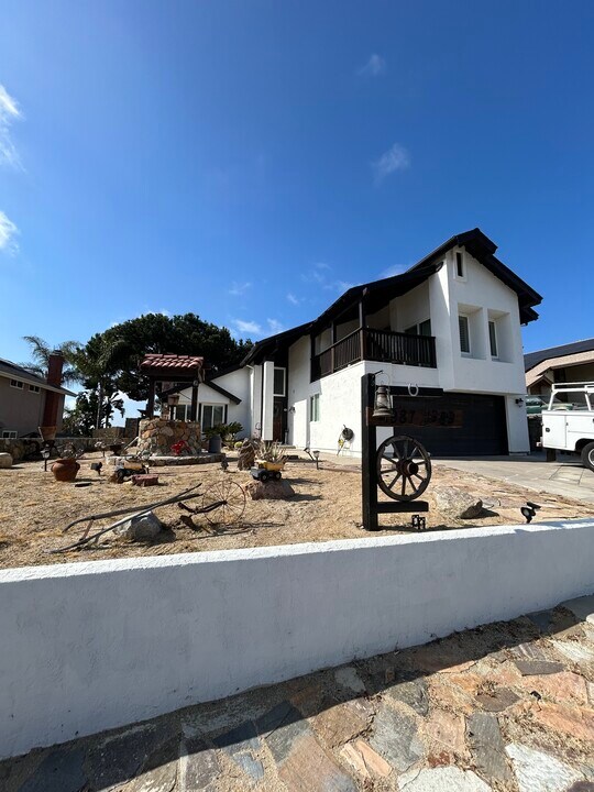 1987 Gotham St in Chula Vista, CA - Building Photo