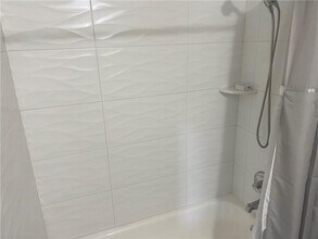 2550 SW 18th Ter, Unit 1703 in Fort Lauderdale, FL - Building Photo - Building Photo