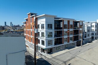 85-93 Willow Ct in Dorchester, MA - Foto de edificio - Building Photo