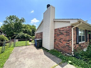 3394 Buckhorn Dr in Lexington, KY - Building Photo - Building Photo