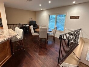 115 Via Colinas in Westlake Village, CA - Building Photo - Building Photo