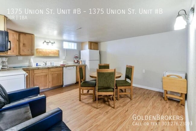 1375 Union St in Golden, CO - Building Photo - Building Photo