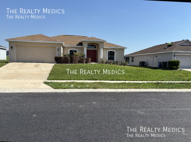 property at 4876 Summerfield Cir