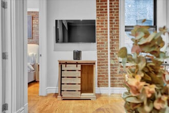 336 E 18th St in New York, NY - Building Photo - Building Photo