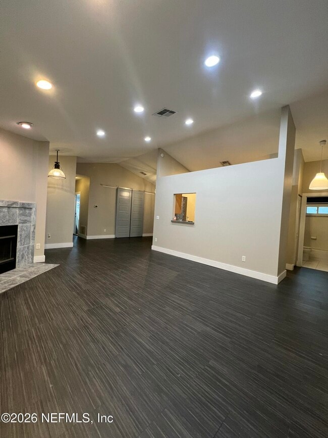 1115 Main St in Atlantic Beach, FL - Building Photo - Building Photo