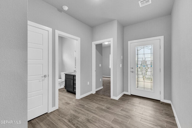 11364 Santa Barbara in Socorro, TX - Building Photo - Building Photo
