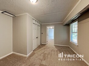 321 Autumn Lake Dr in Mcdonough, GA - Building Photo - Building Photo