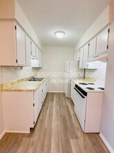 203 Charleston Blvd in Macomb, IL - Building Photo - Building Photo