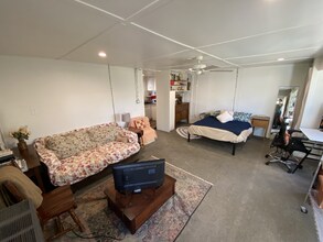 521 S Bryan Ave in Fort Collins, CO - Building Photo - Building Photo