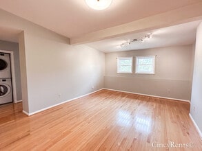 2126 Fulton Ave, Unit 6 in Cincinnati, OH - Foto de edificio - Building Photo