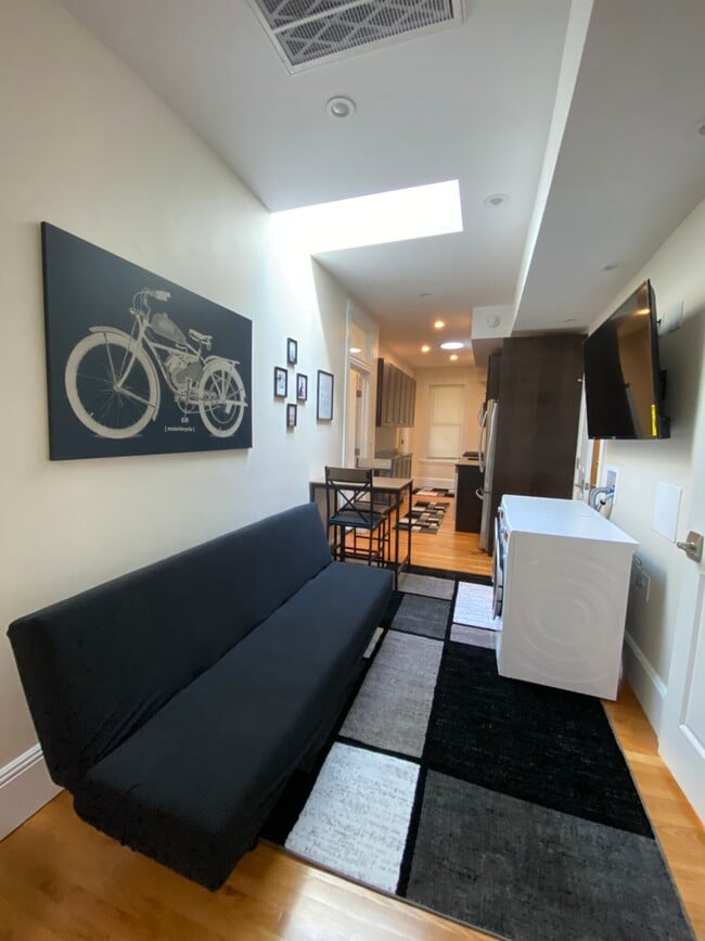 106 Hyde Park Ave, Unit #3
