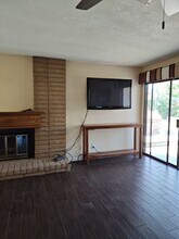 1607 Jade Ct in Santa Maria, CA - Building Photo - Building Photo