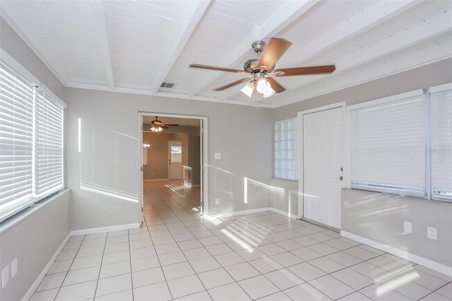 1301 Farragut Dr N in St. Petersburg, FL - Building Photo - Building Photo