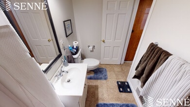 9 Ashton Pl, Unit B in Cambridge, MA - Building Photo - Building Photo