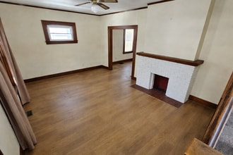 556 Heineman Blvd in Mansfield, OH - Building Photo - Building Photo