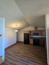 191 SW Ivy Ct in Prineville, OR - Building Photo - Building Photo