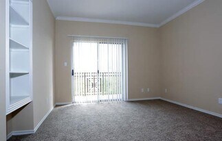 2101 N Haskell Ave. in Dallas, TX - Building Photo