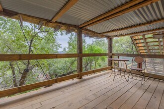 188 Hill Of Contentment in Lakehills, TX - Building Photo - Building Photo