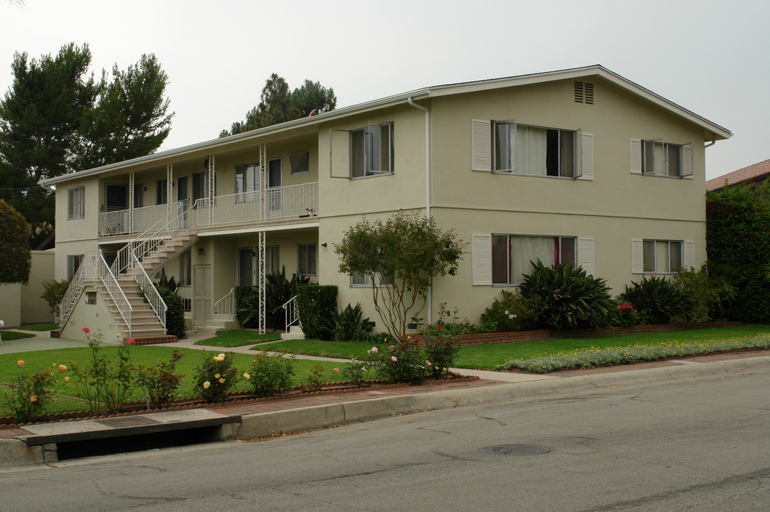 34 W Calle Crespis in Santa Barbara, CA - Foto de edificio