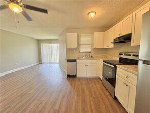 1812 3rd St SE, Unit A in Winter Haven, FL - Building Photo - Building Photo