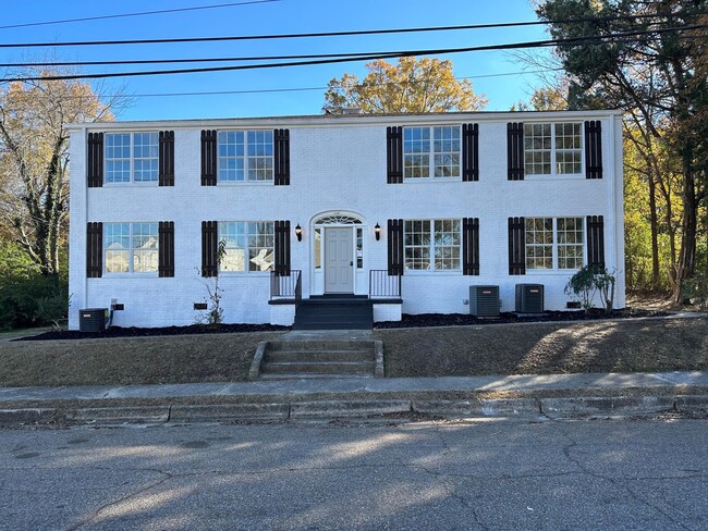 Vintage Apartments in Columbus, MS - Foto de edificio - Building Photo