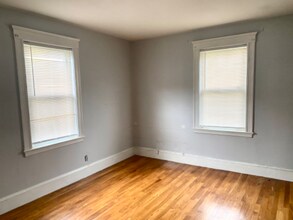 1083 Main St-Unit -1b in Waltham, MA - Building Photo - Building Photo