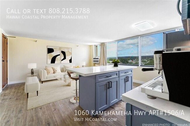 1060 Kamehameha Hwy in Pearl City, HI - Foto de edificio - Building Photo