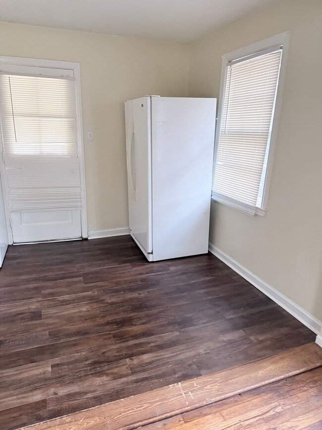 1207 DeRenne Dr in Savannah, GA - Building Photo - Building Photo