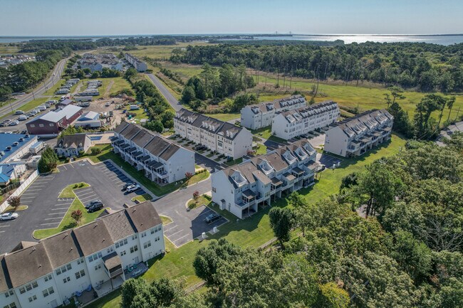 26736 Chatham Ln in Long Neck, DE - Building Photo - Building Photo