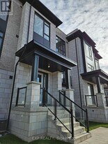 3185 Sixth Line in Oakville, ON - Building Photo