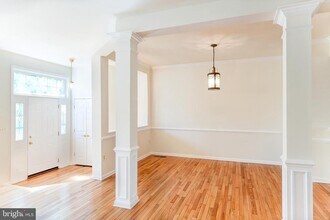 20717 Waterfall Branch Terrace in Sterling, VA - Building Photo - Building Photo