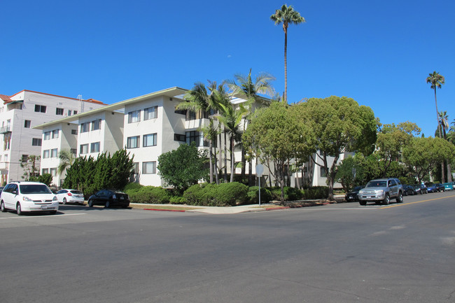 Lido Terrace Apartments in Santa Monica, CA - Building Photo - Building Photo