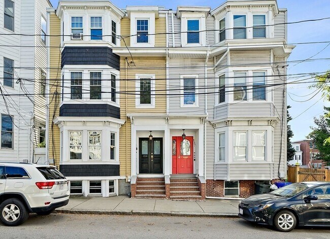 159 W Seventh St in Boston, MA - Building Photo - Building Photo