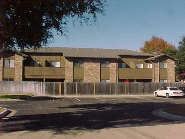 Oak Trails Apartments in Waco, TX - Building Photo