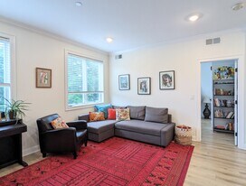 4281 Washington St, Unit 4281 Washington St #4C in Boston, MA - Building Photo