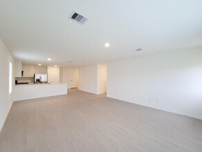 388 Tejas Trl in Waller, TX - Foto de edificio - Building Photo