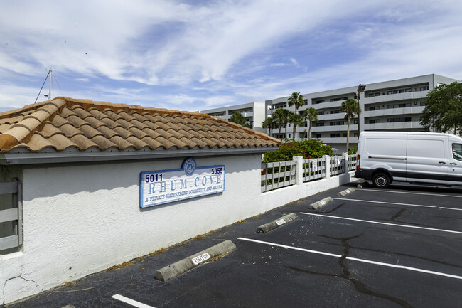 Rhum Cove South Building in Palm Bay, FL - Building Photo - Building Photo