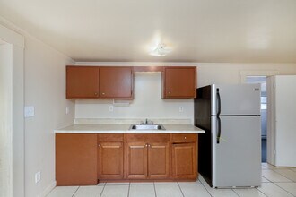 1715 14th St S, Unit 1715 14th St S in St. Petersburg, FL - Building Photo - Building Photo