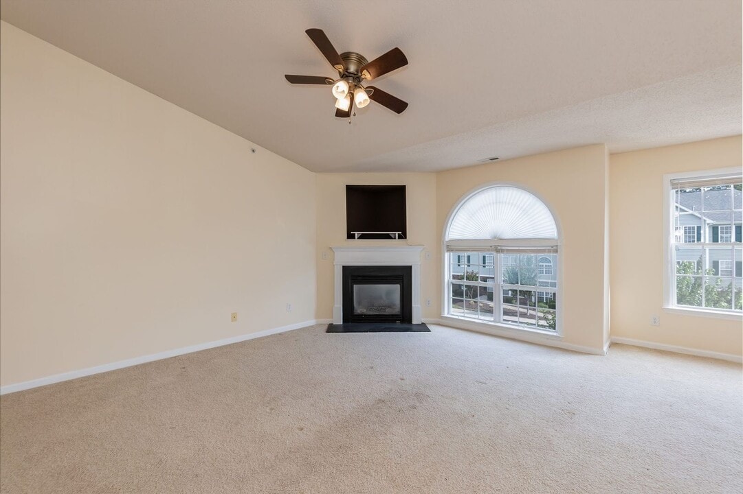 3481 Forestdale Dr in Burlington, NC - Building Photo
