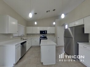10228 E Carol Ave in Mesa, AZ - Building Photo - Building Photo