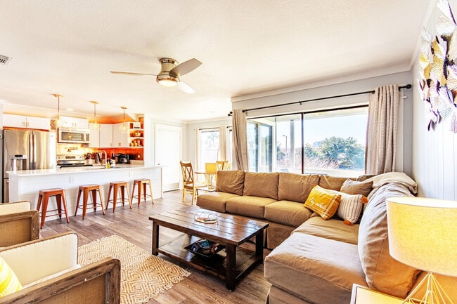 property at 4000 Gulf Terrace Dr