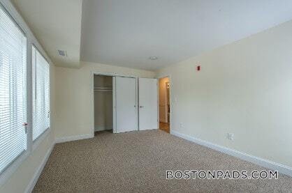 14 Westgate Dr in Woburn, MA - Building Photo - Building Photo