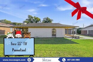 1736 Brown Trail in Hurst, TX - Building Photo