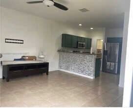 22739 SW 92nd Ct in Cutler Bay, FL - Building Photo - Building Photo