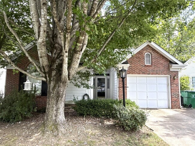 property at 8600 Lockerbie Ln