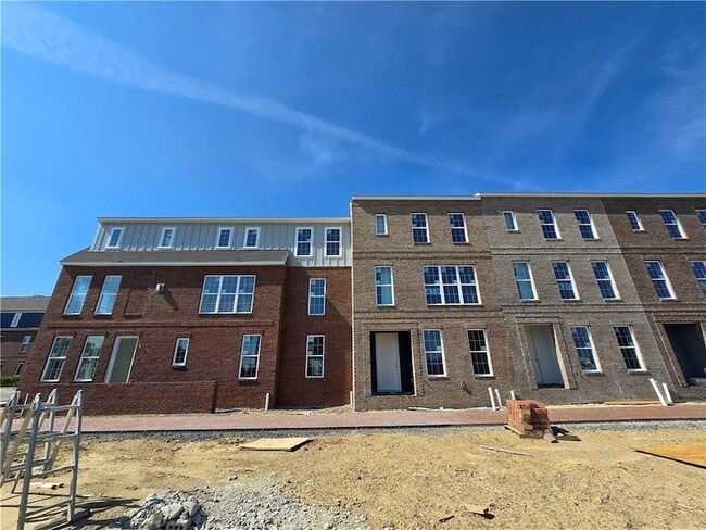 property at 206 Oliver Wy