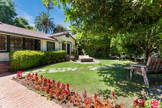 12744 Sarah St in Los Angeles, CA - Building Photo - Building Photo